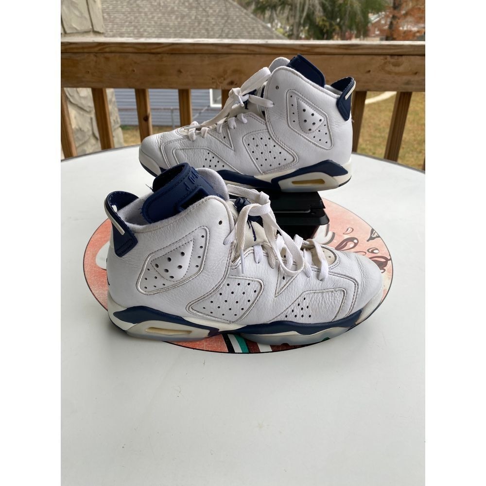Nike Boys Air Jordan 6 384665-141 White Basketball Shoes Sneakers Size 6Y